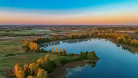 Jezioro Iławki z lotu ptaka o wschodzie słońca, październik 2024 r. - zdjęcie 12