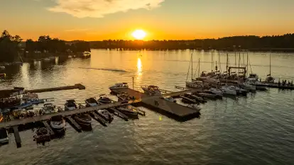 Zachód słońca nad jeziorem Bocznym, Marina Lester Club, lipiec 2024 r.