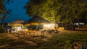 Przystań Kochaj Mazury nad jeziorem Bełdany, wersja nocna - zdjęcie 3