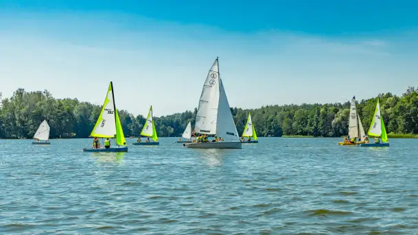 Jezioro Dadaj przypomina szlaki Wielkich Jezior Mazurskich