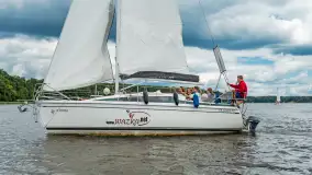 Jeszcze jeden raz nad Jeziorakiem z wizytą w szkole żeglarstwa Ważka - zdjęcie 16