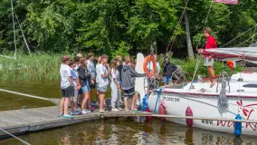 Jeszcze jeden raz nad Jeziorakiem z wizytą w szkole żeglarstwa Ważka - zdjęcie 14