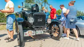 Zlot Samochodów Zabytkowych w Kruklankach, czerwiec 2025 r. - zdjęcie 2