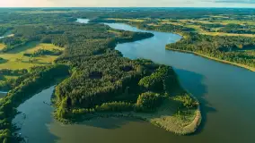 Okartowo, jeziora Śniardwy i Tyrkło z drona, lato 2025 r. - zdjęcie 1