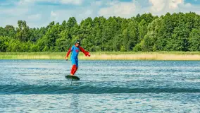 Superman na przeczce między Śniardwami a jeziorem Mikołajskim, sierpień 2025 r. - zdjęcie 7