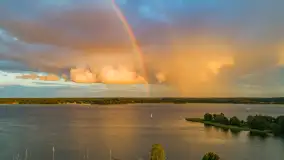 Zachód słońca z tęczą w tle, przystań Nautica, sierpień 2025 r. - zdjęcie 3