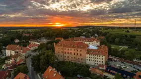 Ryn z lotu ptaka o zachodzie słońca, sierpień 2025 r. - zdjęcie 20