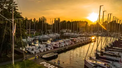 Zachód słońca w Węgorzewie, port Keja, sierpień 2025 r.