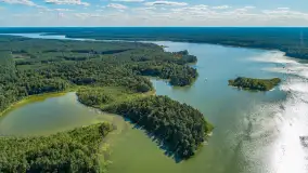 Jezioro Nidzkie przy porcie Pod Dębem, Ruciane-Nida, sierpień 2025 r. - zdjęcie 1