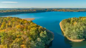 Jesień nad jeziorem Kisajno w Pięknej Górze, październik 2025 r. - zdjęcie 46