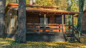 Jesień nad jeziorem Nidzkim, port i ośrodek Wodnik, Ruciane-Nida, październik 2025 r. - zdjęcie 26