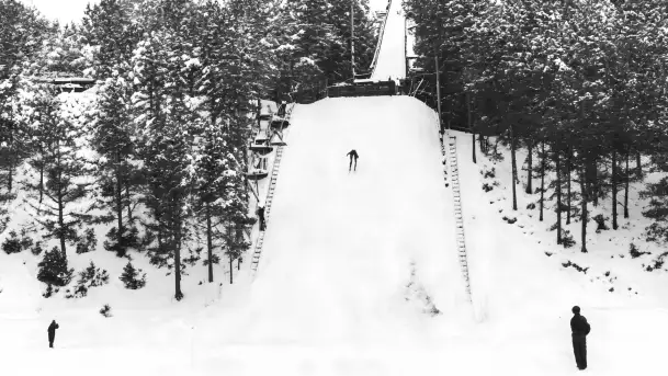 Zapomniana i już dziś nieistniejąca skocznia narciarska na Mazurach (rekonstrukcja AI) - zdjęcie 9
