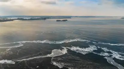 Dargin pod lodem, a natura i kra tworzą piękne pejzaże, styczeń 2026 r.