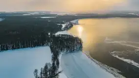 Dargin pod lodem, a natura i kra tworzą piękne pejzaże, styczeń 2026 r. - zdjęcie 11