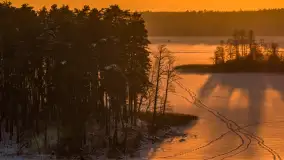 Zachód słońca nad jeziorem Nidzkim, Ruciane Nida z drona, styczeń 2026 r.  - zdjęcie 30
