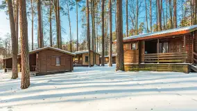 Wodnik nad jeziorem Nidzkim w zimowej scenerii, styczeń 2026 r. - zdjęcie 73