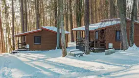 Wodnik nad jeziorem Nidzkim w zimowej scenerii, styczeń 2026 r. - zdjęcie 66