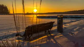 Zachód słońca nad jeziorem Nidzki, Pod Dębem, styczeń 2026 r. - zdjęcie 3