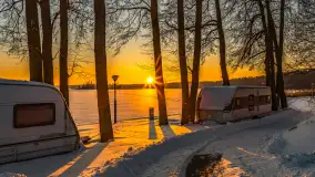 Zachód słońca nad jeziorem Nidzki, Pod Dębem, styczeń 2026 r. - zdjęcie 13