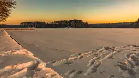 Zachód słońca nad jeziorem Nidzki, Pod Dębem, styczeń 2026 r. - zdjęcie 4