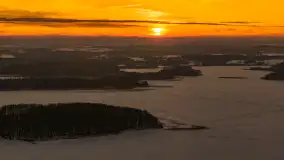 Zachód słońca nad jeziorem Kisajno z drona, Pierkunowo, luty 2026 r. - zdjęcie 7