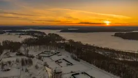 Zachód słońca nad jeziorem Kisajno z drona, Pierkunowo, luty 2026 r. - zdjęcie 15