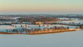 Zachód słońca nad jeziorem Ryńskim z drona, luty 2026 r. - zdjęcie 13