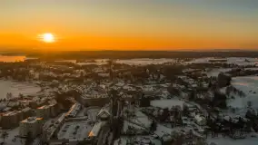 Zachód słońca nad jeziorem Ryńskim z drona, luty 2026 r. - zdjęcie 15