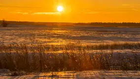 Zimowy zachód słońca nad mazurskimi polami, Cierzpięty, luty 2026 r. - zdjęcie 13