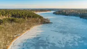 Zimowy wieczór nad jeziorem Tyrkło z drona, luty 2026 r. - zdjęcie 29