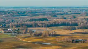 Przedwiośnie z drona nad jeziorem Ublik Mały, marzec 2026 r. - zdjęcie 4