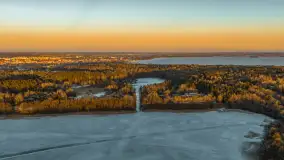 Przedwiośnie z drona, jezioro Kisajno, marzec 2026 r. - zdjęcie 16