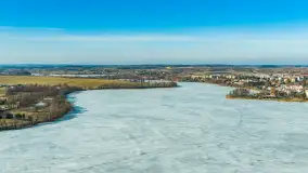 Przedwiośnie w Ełku z drona, okolice ulicy Zamkowej, marzec 2026 r. - zdjęcie 9