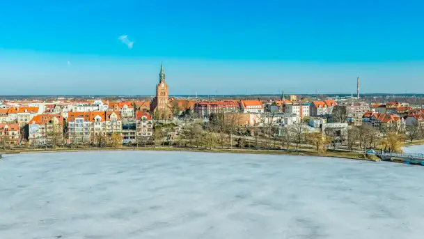 Przedwiośnie w Ełku z drona, okolice ulicy Zamkowej, marzec 2026 r. - zdjęcie 2