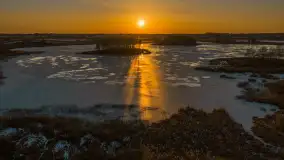 Przedwiośnie o zachodzie słońca nad jeziorem Kruklin, marzec 2026 r. - zdjęcie 1