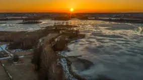 Przedwiośnie o zachodzie słońca nad jeziorem Kruklin, marzec 2026 r. - zdjęcie 11