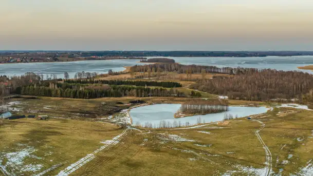 Jezioro Mamry i Święcajty z drona, marzec 2026 r.