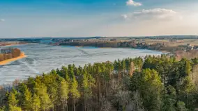 Jeziora Niegocin, Niałk Duży i Mały oraz Wojnowo u progu wiosny, z lotu ptaka - zdjęcie 13