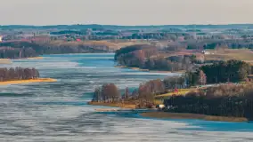 Jeziora Niegocin, Niałk Duży i Mały oraz Wojnowo u progu wiosny, z lotu ptaka - zdjęcie 4