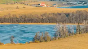 Jeziora Niegocin, Niałk Duży i Mały oraz Wojnowo u progu wiosny, z lotu ptaka - zdjęcie 30