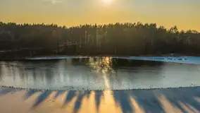 Jeziora Niegocin, Niałk Duży i Mały oraz Wojnowo u progu wiosny, z lotu ptaka - zdjęcie 5