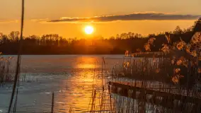 Zachód słońca nad jeziorem Stręgiel, marzec 2026 r. - zdjęcie 11