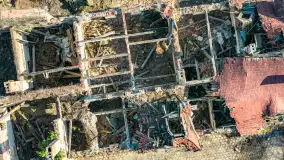 Ruiny pałacu w Mieduniszkach Wielkich, marzec 2026 r. - zdjęcie 21