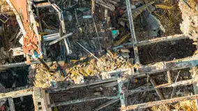 Ruiny pałacu w Mieduniszkach Wielkich, marzec 2026 r. - zdjęcie 18