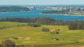 Port i wieś Popielno na wiosennych kadrach z drona, kwiecień 2026 r. - zdjęcie 16