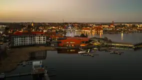 Końcówka dnia w Mikołajkach z drona, kwiecień 2026 r. - zdjęcie 27