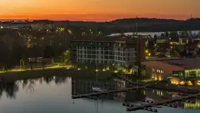 Końcówka dnia w Mikołajkach z drona, kwiecień 2026 r. - zdjęcie 19