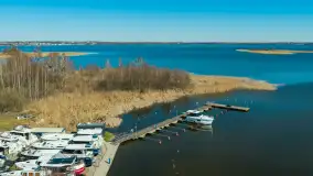 Port PTTK Wilkasy i pierwsze jachty na wodzie, kwiecień 2026 r. - zdjęcie 10