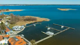 Port PTTK Wilkasy i pierwsze jachty na wodzie, kwiecień 2026 r. - zdjęcie 8