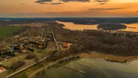 Zachód słońca nad jeziorem Kisajno, Pierkunowo, kwiecień 2026 r. - zdjęcie 14